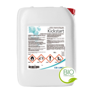 Pojemnik 10 L z preparatem „Kickstart” (środek chemiczny) marki CID LINES — etykieta zawierająca piktogramy zagrożeń (palny, żrący, drażniący, szkodliwy dla środowiska) i logo BIO FARM2FOOD.