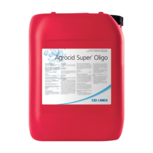 Czerwony kanister środka Agrocid Super Oligo marki CID LINES.